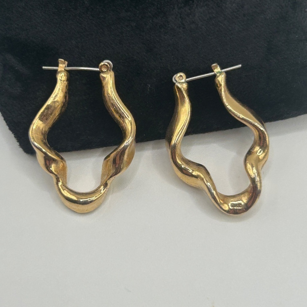 Gold Dangle Hoop Earrings with Intricate Design​​​​​ - Picture 3 of 4